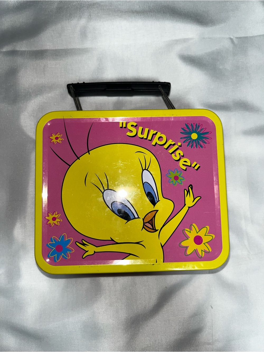 Vintage Tweety Bird Mini Tin Lunch Box Surprise Flowers‎ Warner Bros Metal 5.5”